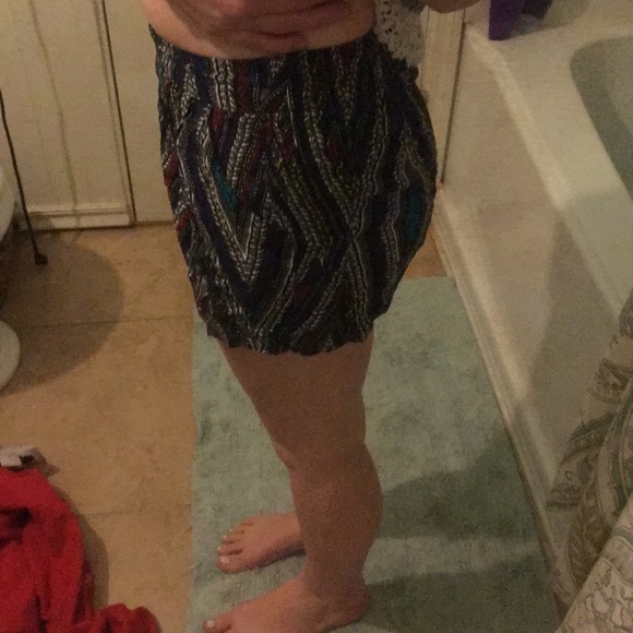 Shorts - Picture 2 of 2